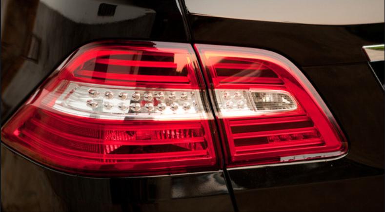 车灯不亮是灯泡原因还是灯罩,汽车尾灯老是烧灯泡