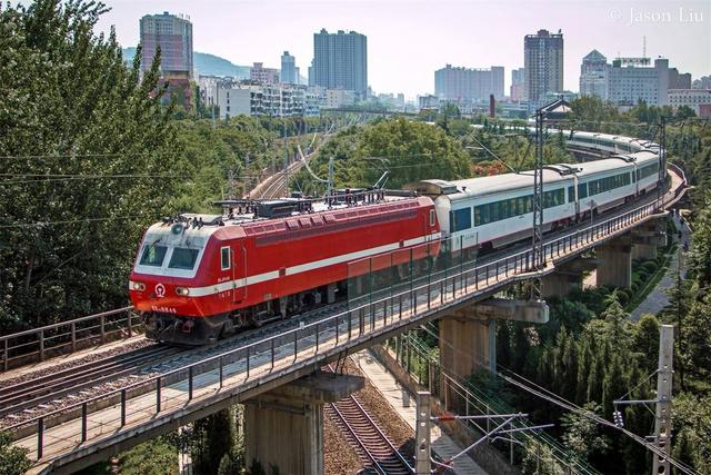 z字头直达特快列车硬座舒服吗,Z字头列车速度