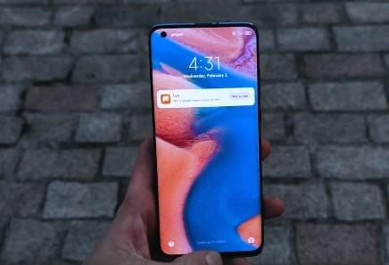 小米10至尊是曲面屏还是直面屏,小米10至尊纪念版曲面屏