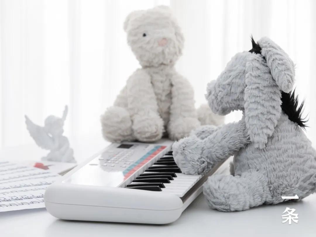 雅马哈出了台400元的电子琴!小孩、大人弹得停不下来