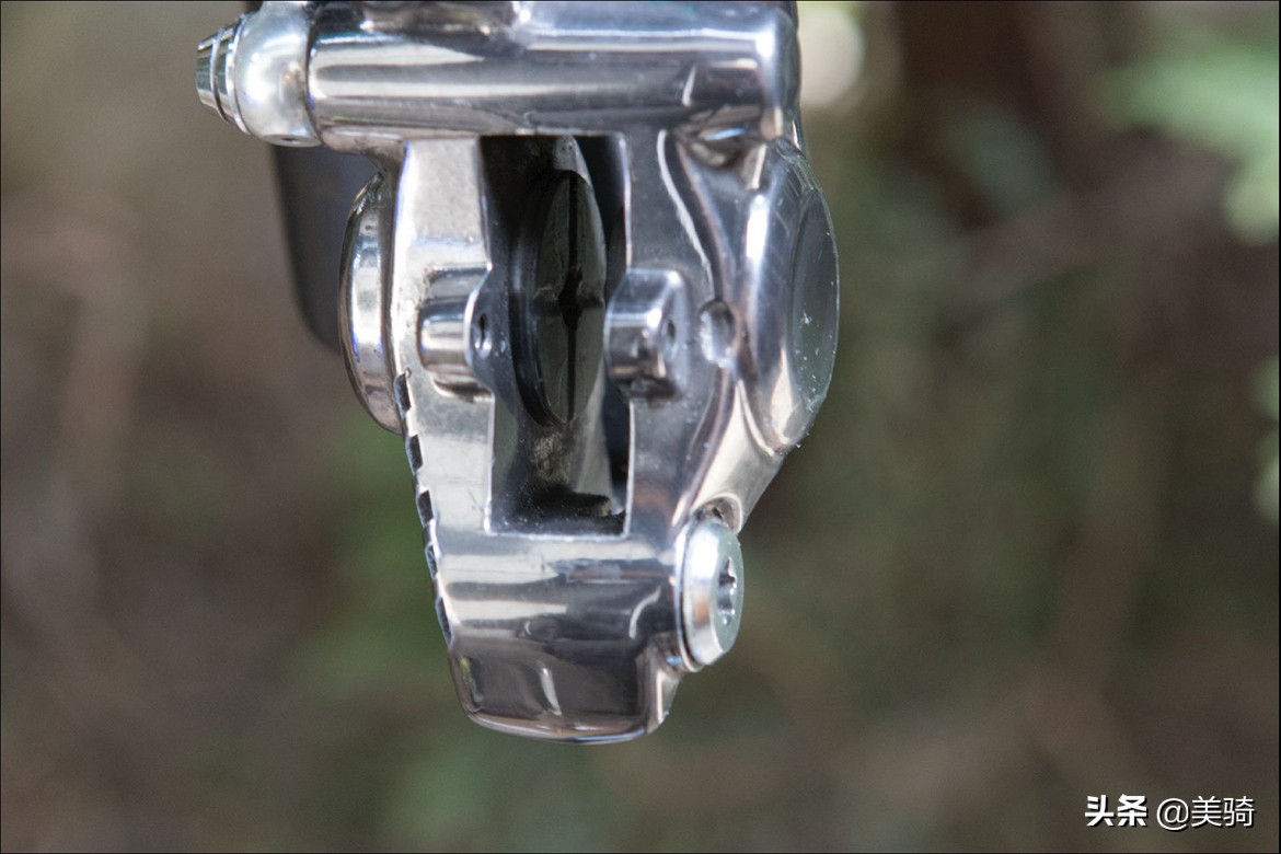 清洁油压碟刹活塞和卡钳,如何清洁碟刹盘