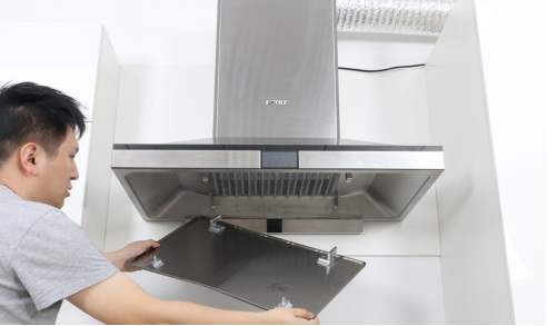 油烟机清洗小窍门简单又好用,油烟机脏了别傻傻拆下来洗了