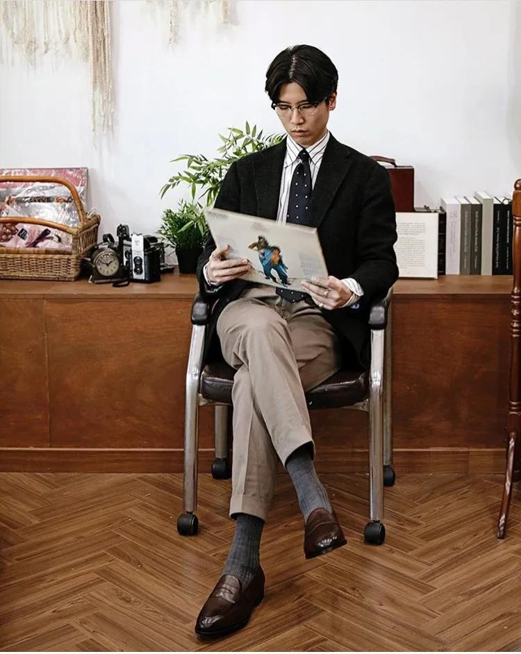 穿乐福鞋怎么穿袜子,怎么穿搭乐福鞋洋气