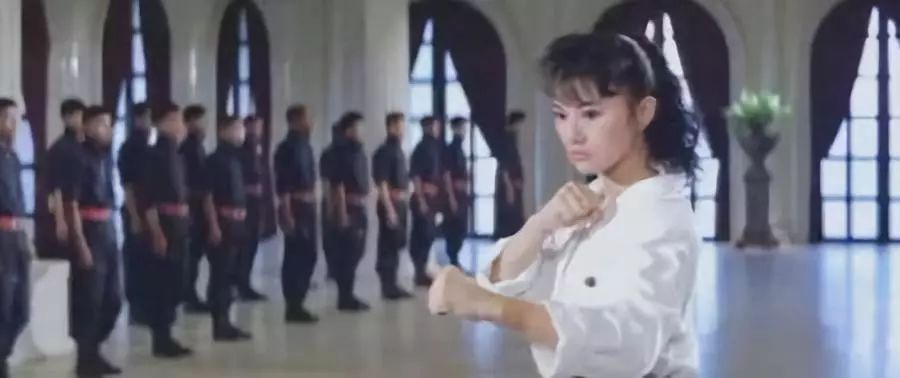 中国女打星简史：从郑佩佩到徐冬梅