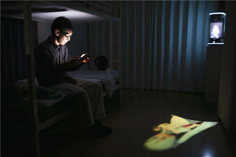 初音未来喜欢的纸片人,和纸片人谈恋爱是怎样的心理