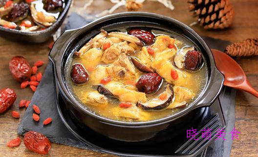 红参红枣枸杞炖老鸡汤的做法大全,鹿茸山参煲鸡汤的做法