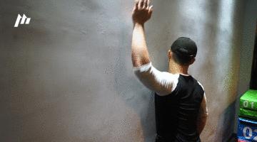 圆肩矫正动画,圆肩体态矫正训练