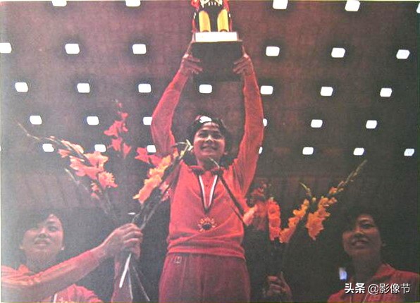 女排电影《沙鸥》本想请“山口百惠”杨希出演，最终主演为常姗姗