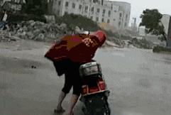 开心一刻gif搞笑动图,搞笑gif段子看起来能量满满