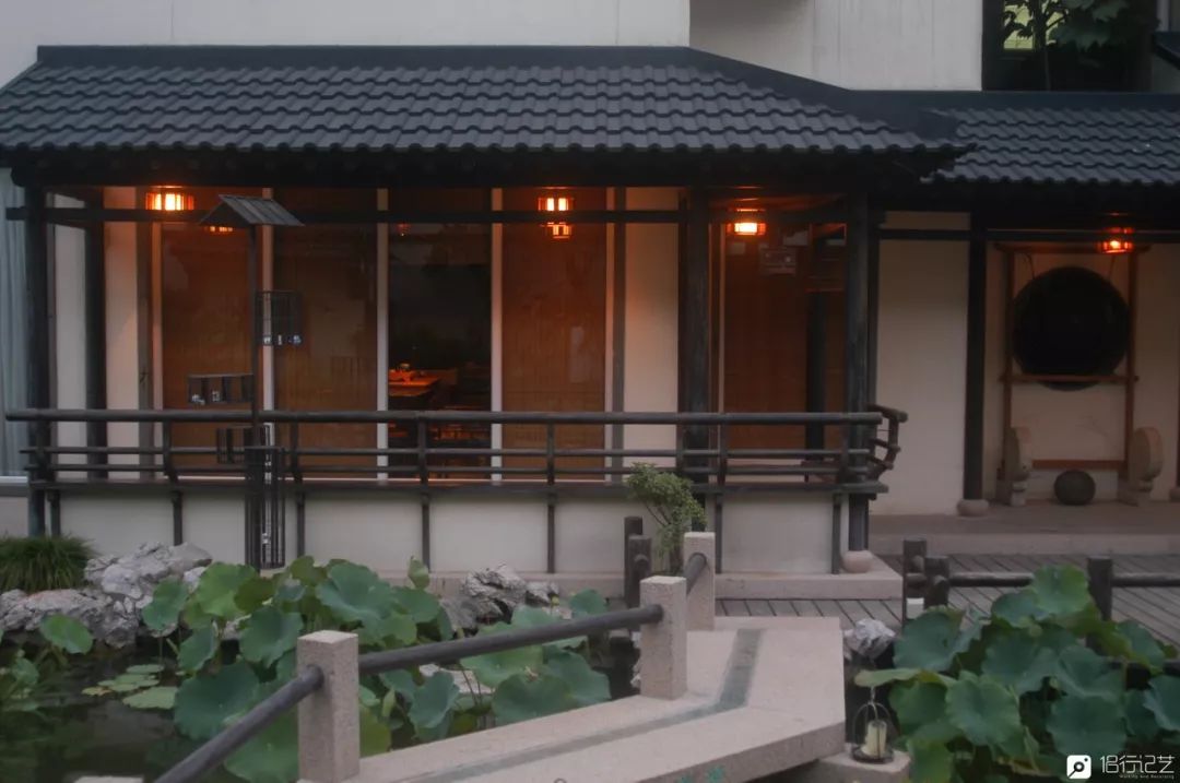 大叔花700万建的花园别墅,太湖石苏州