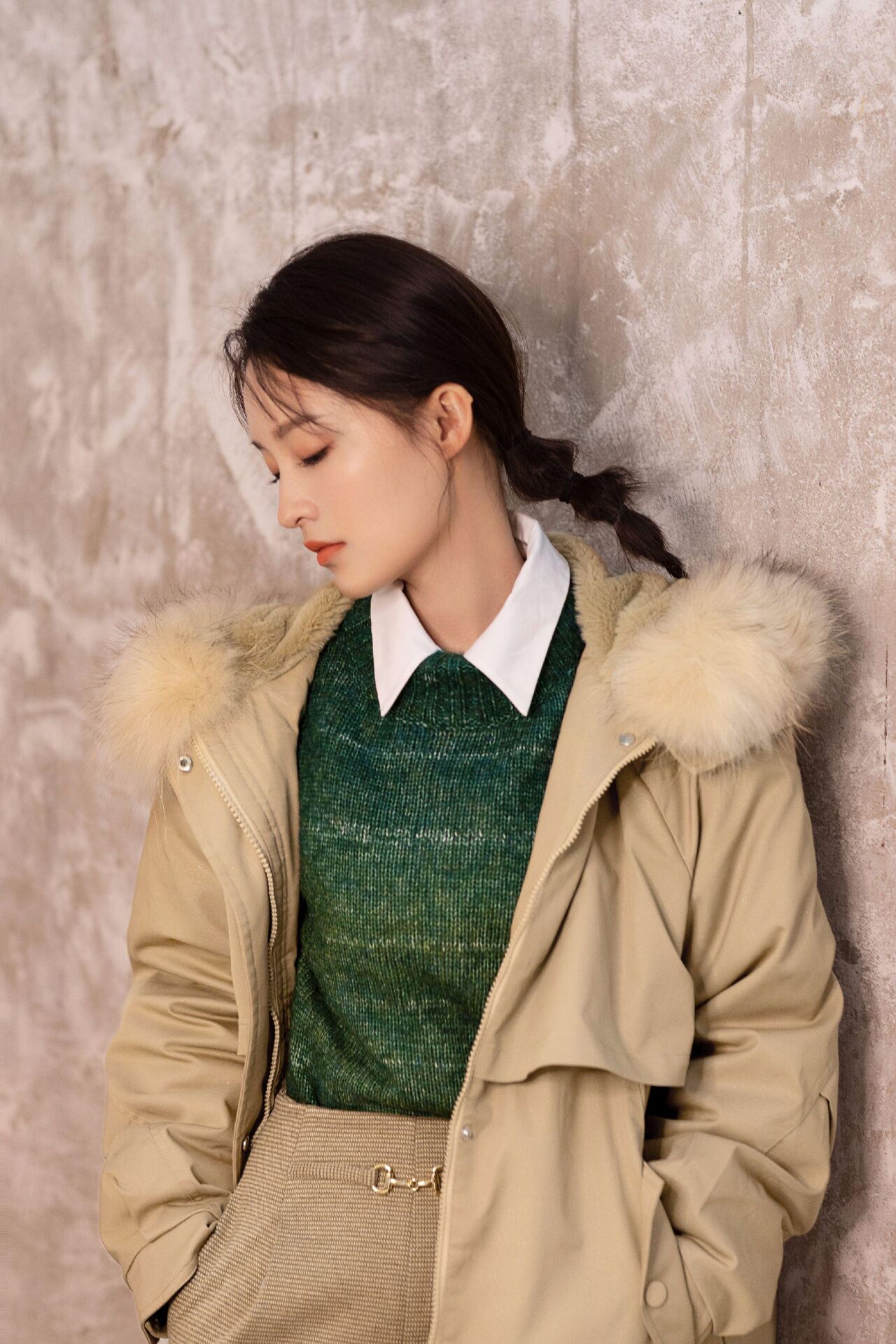 李沁同款毛衣搭配图,李沁粉色少女穿搭