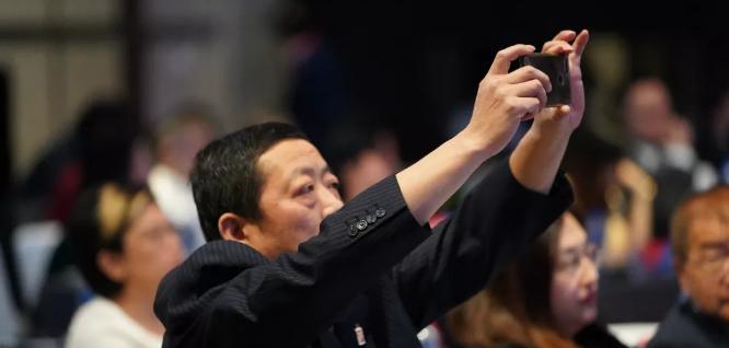 茅台虎年生肖酒6000元一瓶难求,茅台一瓶难求延至全球海外市场