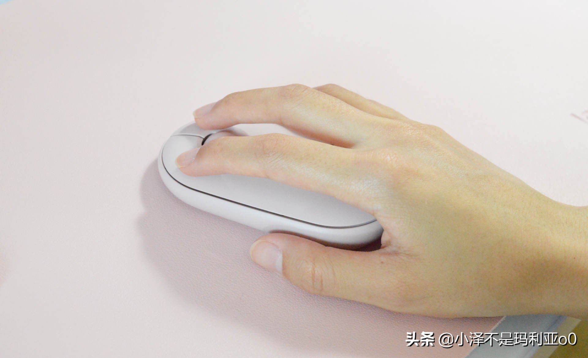 桌面好物分享学生党,罗技popkeys键盘套装