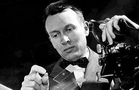 钻石是什么东西?科学家把钻石放到真空管,一加热,奇迹出现了