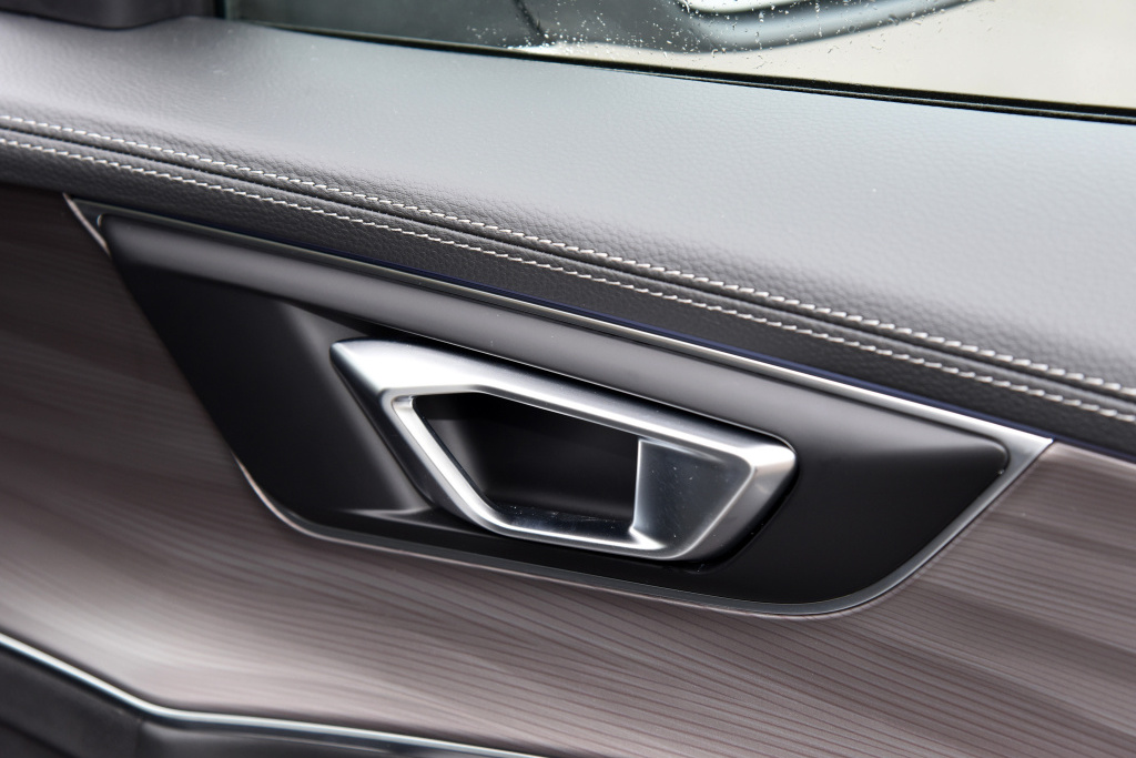 奇瑞瑞虎81.6的马力和扭矩,奇瑞瑞虎81.6t197马力