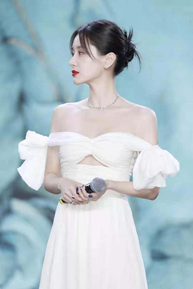 王子文郭敬明身高差,王子文郭敬明身高