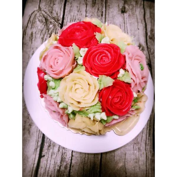 朵妈家的甜品蛋糕,朵妈和小朵做蛋糕