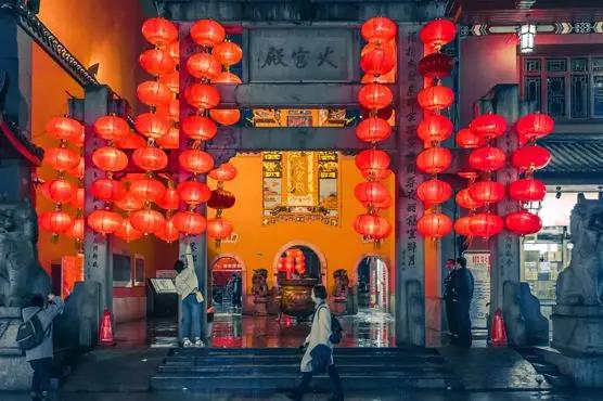 苦等西安初雪？不如花一顿饭钱从西安出发，过把冬天的瘾