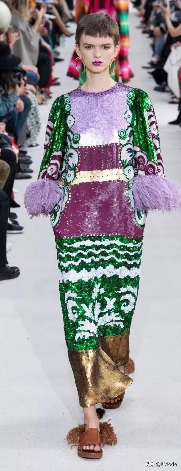 2024春夏五大流行趋势早穿早时髦,2019春夏4大流行趋势照着穿美到哭