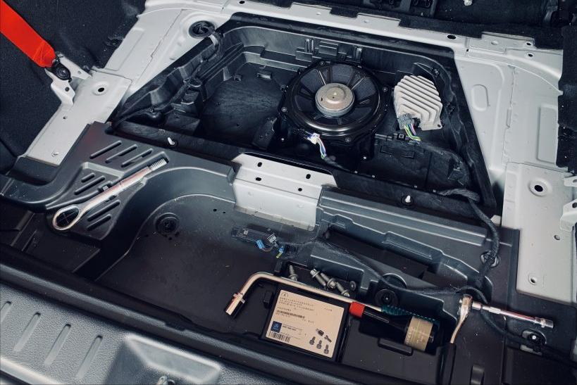 越野轮胎前后配,越野轮胎搭配在小轿车上好不好看