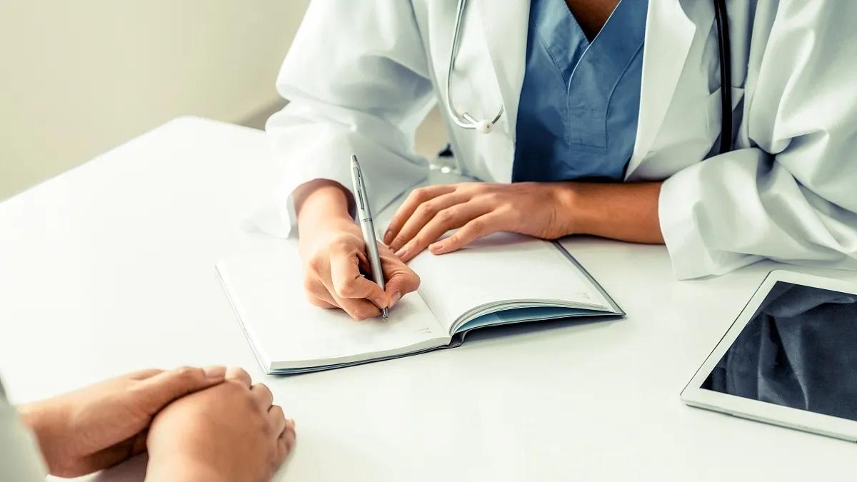 乳腺癌内分泌治疗绝经前后,乳腺癌内分泌药分绝经前后吗