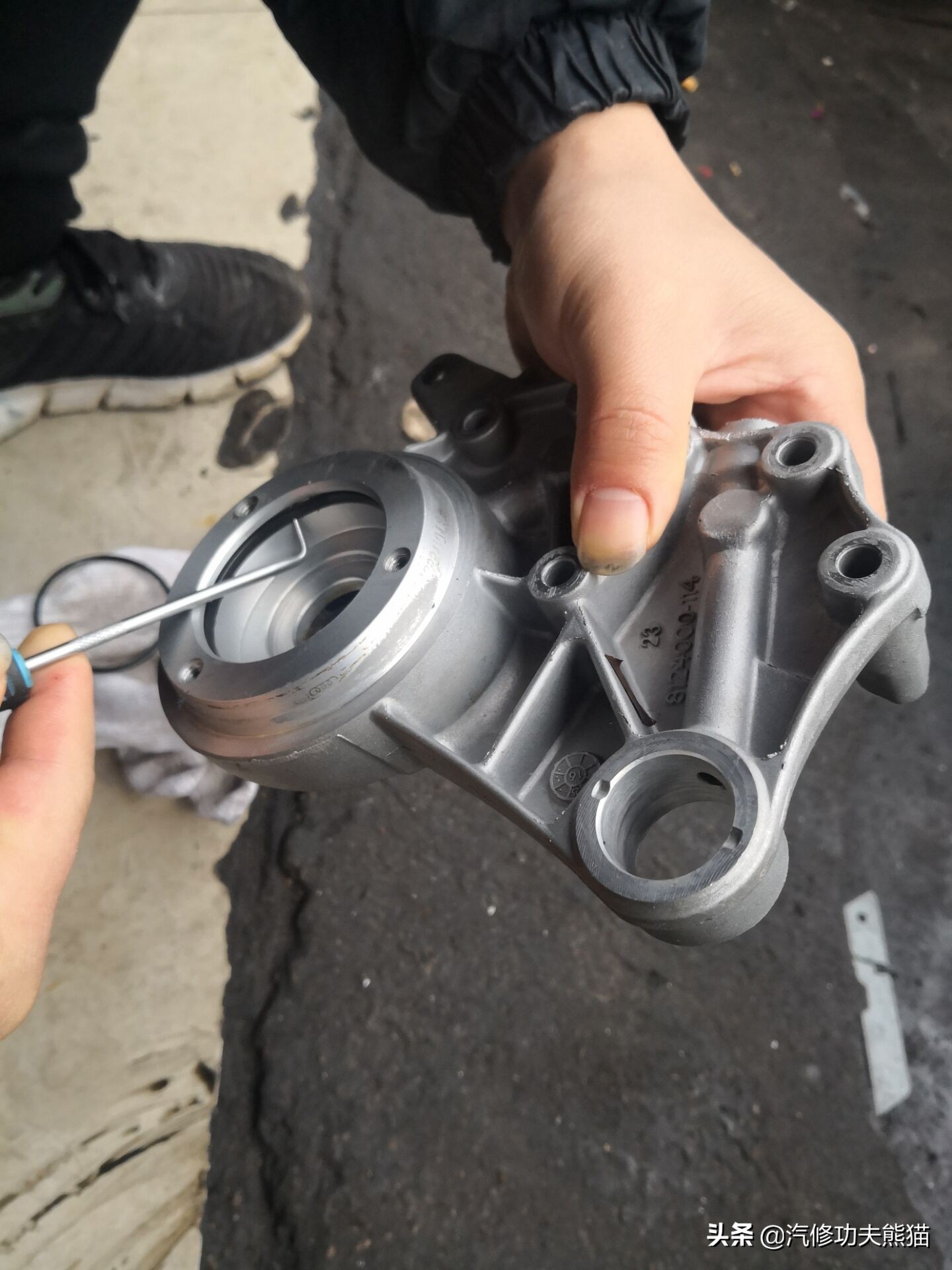 10年斯柯达明锐2.0的烧机油不,12年斯柯达明锐rs烧机油严重吗