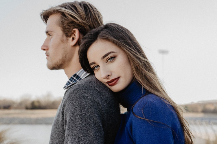 为什么40岁的男人,不愿意再和妻子同睡?三个男人说了大实话