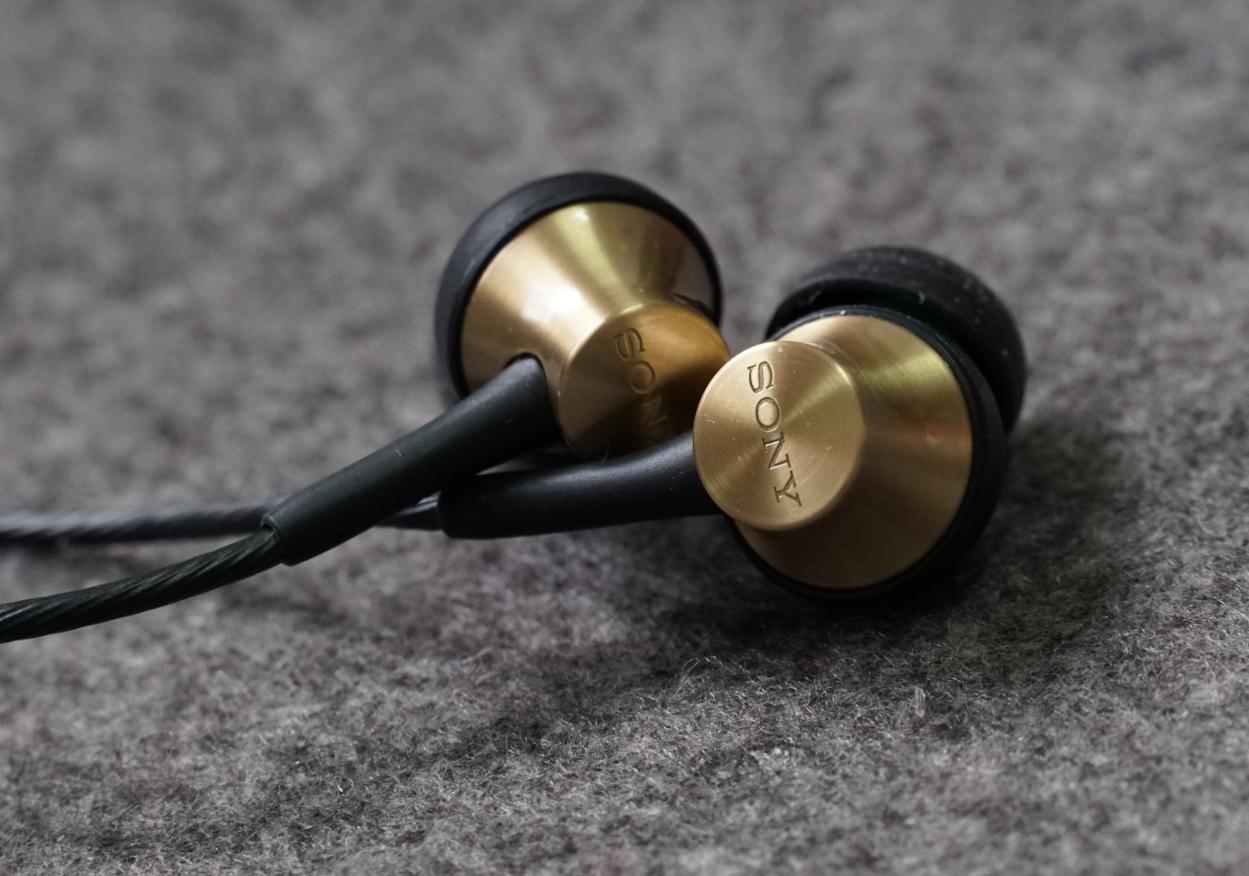 2020超史诗收藏：茫茫机海寻觅“女毒”横跨全年HIFI典藏名录