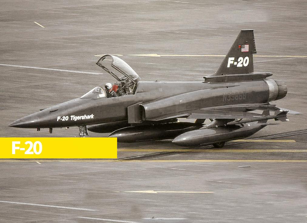 美军最新攻击机型号,美军所有舰载机型号