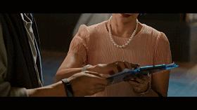 现在的家庭都很难你还扛得住吗,现在的家庭都很难你还能扛得住吗