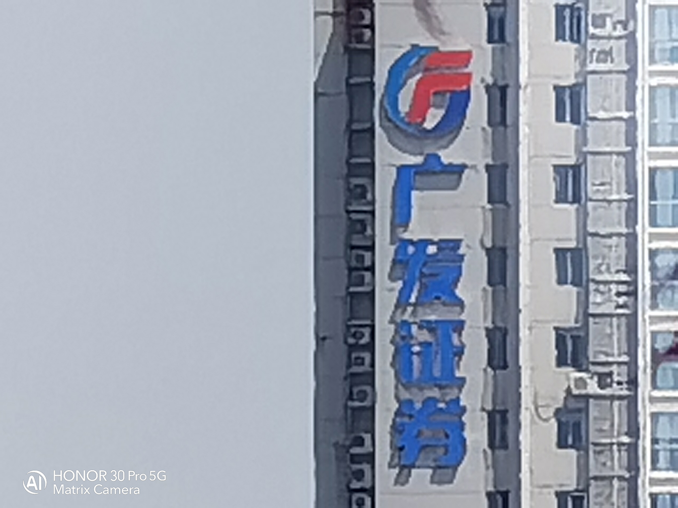 荣耀30与荣耀30pro谁更值得购买,荣耀30和荣耀30pro谁更适合入手