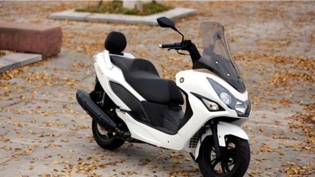 赛科龙rt3和光阳赛艇250怎么选,赛科龙rt3睿途250