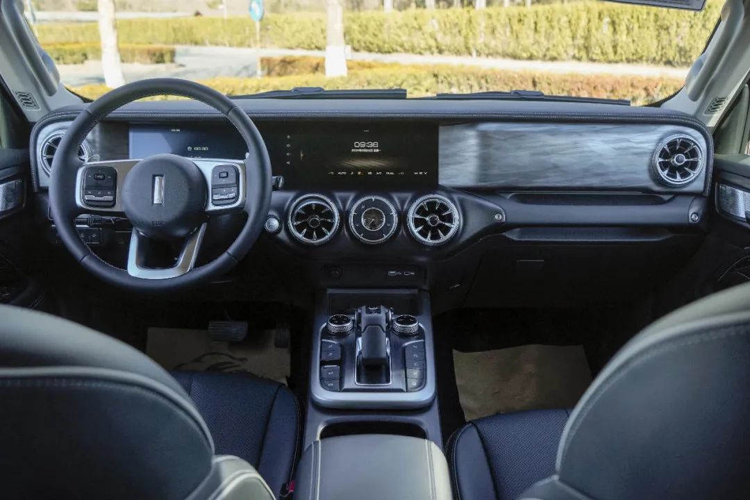 坦克300全新版本抢购,赛博坦克300回头率