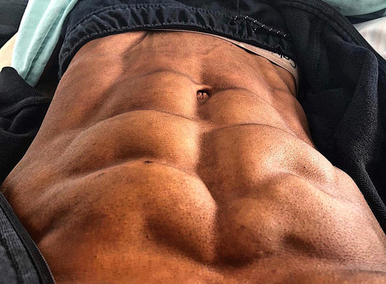 深蹲硬拉能瘦腰吗,深蹲硬拉时怎么保护好腰