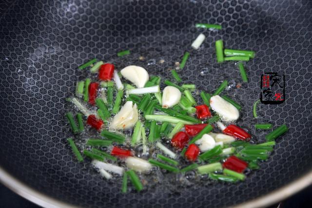 简易版西瓜黄豆酱黄豆不需要泡,做西瓜酱1个豆用几斤西瓜