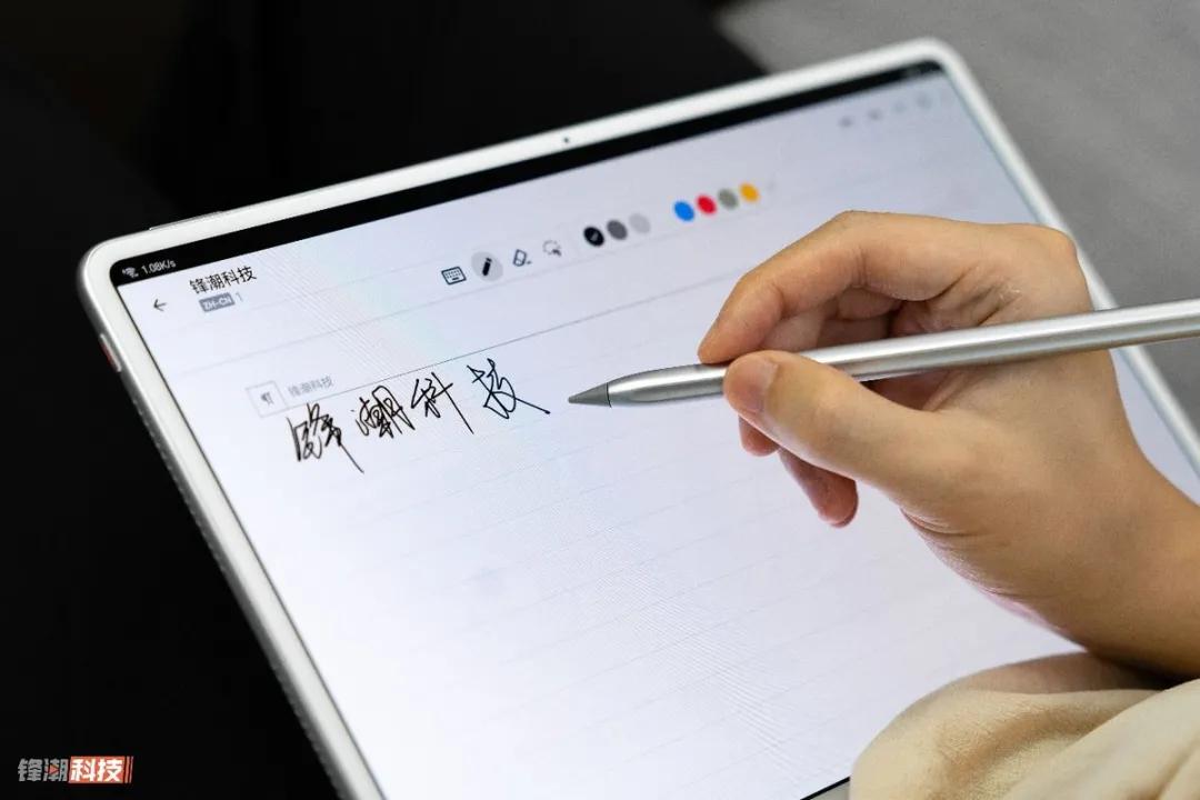 华为鸿蒙系统平板和ipad哪个好用,鸿蒙平板和ipad