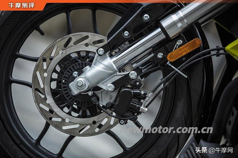 250r评测,潮流非凡城市潮物