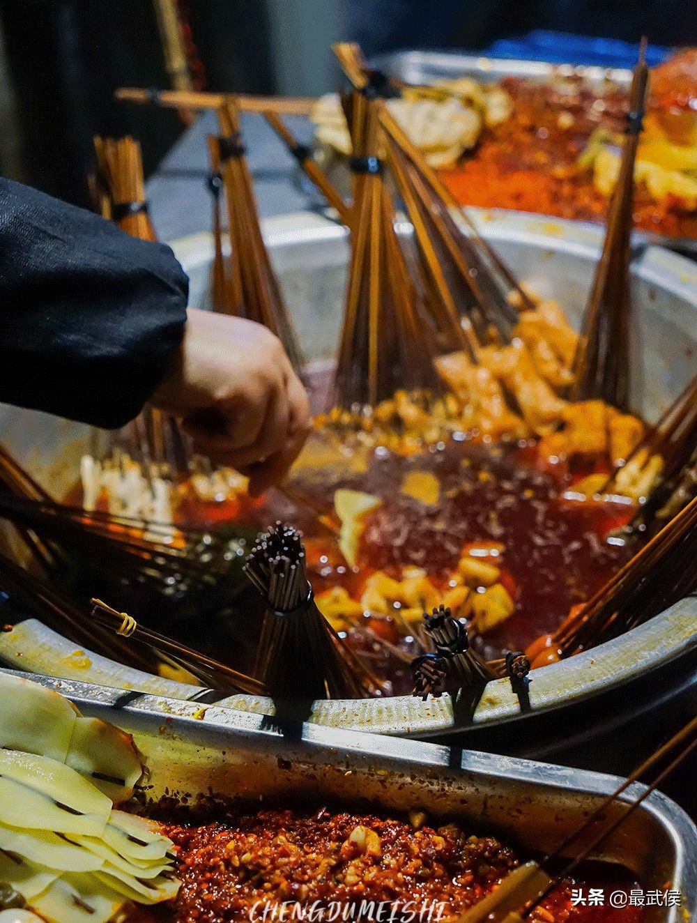 成都这些小店要关门的话，好多人会哭的！