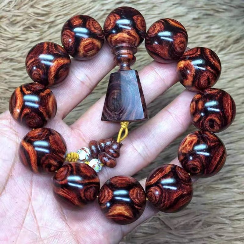 海南黄花梨和小叶紫檀金丝楠木,缅甸花梨和海南黄花梨的图片对比