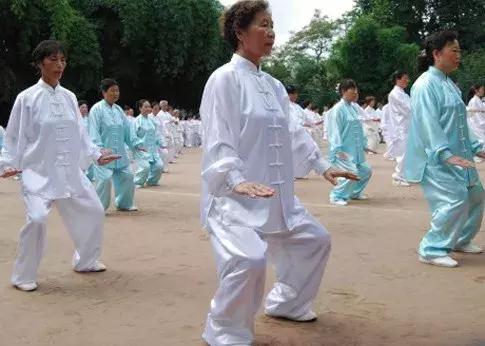 中国家庭医学全书,中国家庭的发展历程