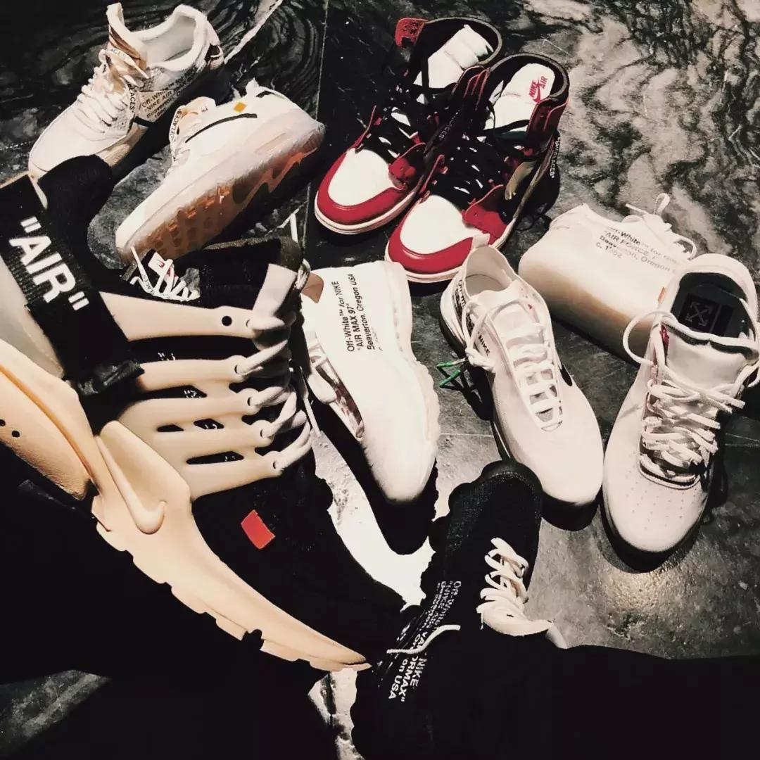 罗志祥参观萧敬腾豪宅,罗志祥家的玩具