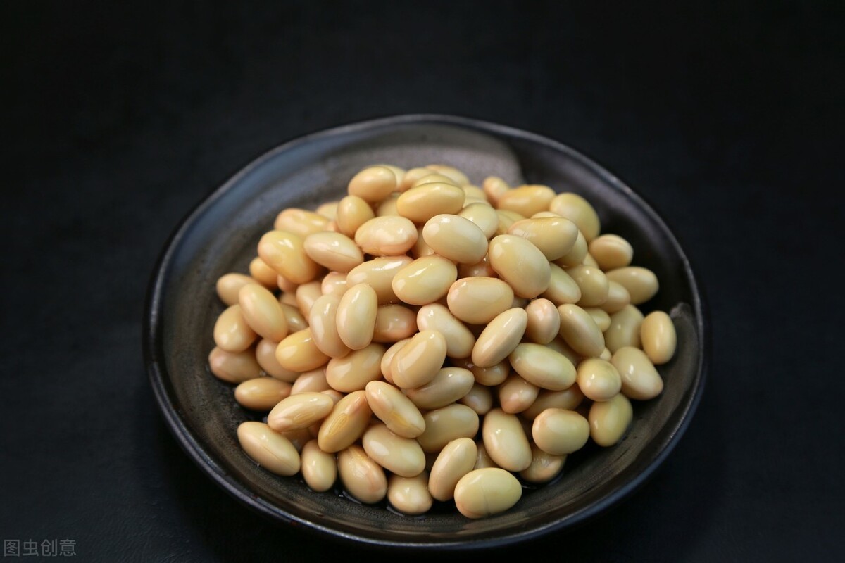 怎么打豆浆才能使豆浆不溢出来,做豆浆的豆浆要泡多长时间