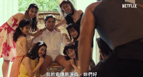 他拍过100多部电影,他拍了很多部电影英文