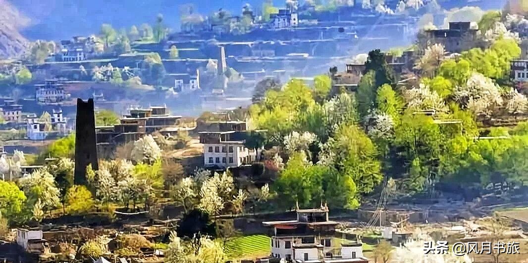 成都出发林芝旅游攻略图,金川梨花节自驾游五日线路图