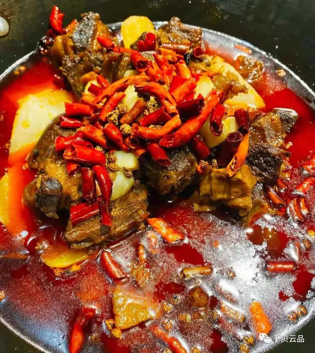 排队半个小时只为吃上一口鳗鱼饭,排队都吃不上的私房菜