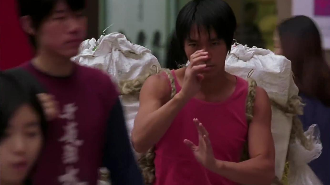 周星驰黄一飞表演节目,周星驰和黄一飞被酒瓶砸的视频