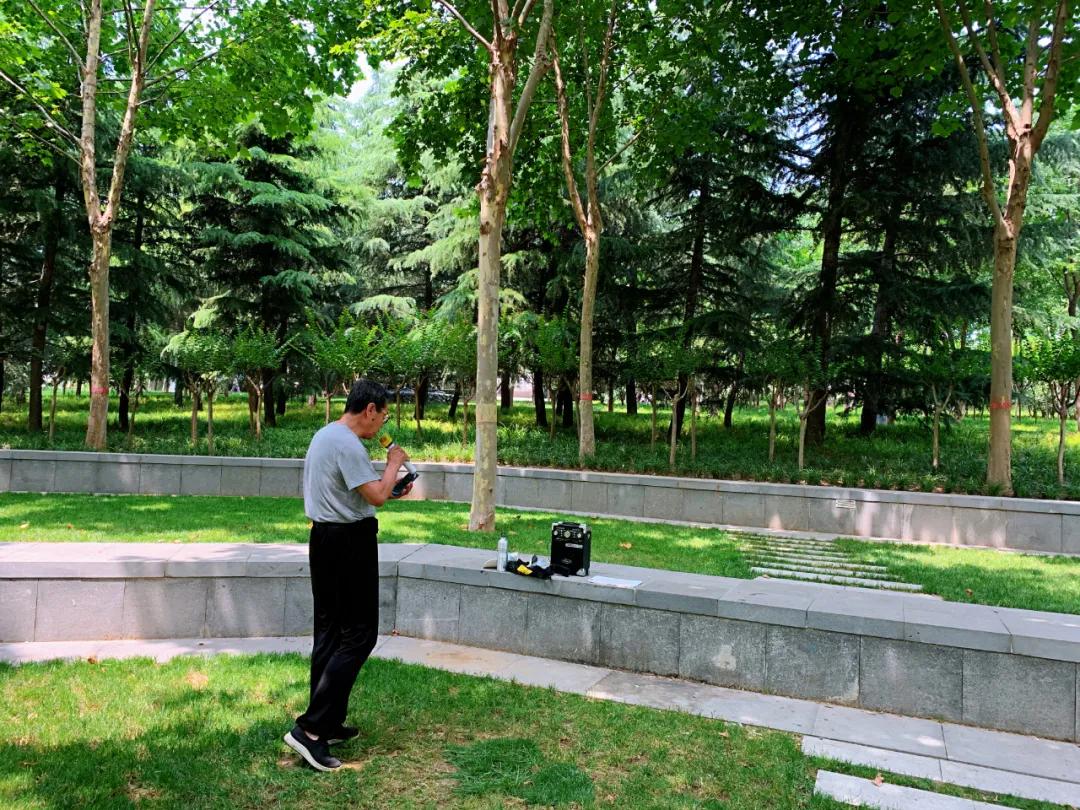 打卡郑州雕塑公园！在这里去感受人与自然，遇见不一样的郑州