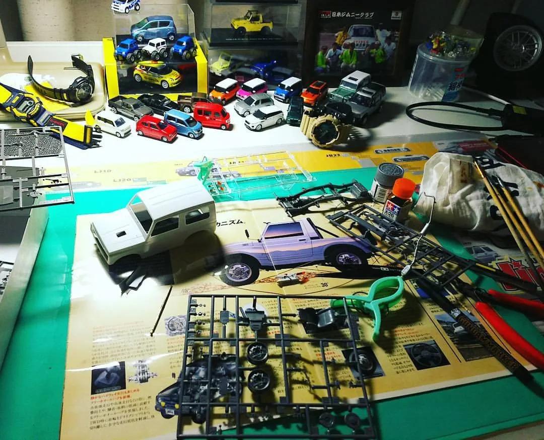 日本玩摩托车人手一辆,日本家庭一人工作养活一家人