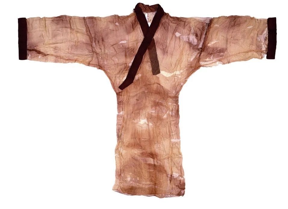 辛追夫人的墓在第几层,辛追夫人墓漂亮的小人俑