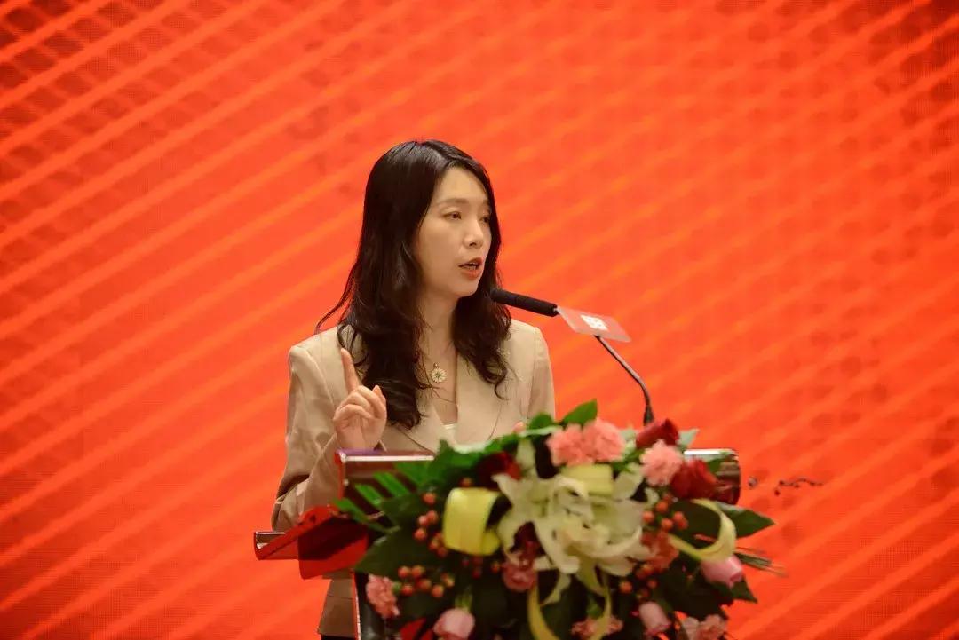 万喆：富贵鸟与AJ，多么痛的领悟